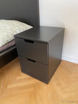 Noční stolík IKEA - 2