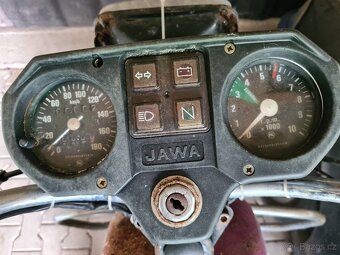 Pristrojovu dosku jawa 350/640 - 2