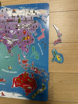 Magnetické puzzle na stěnu Svět - 2