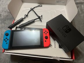 Herní konzole Nintendo SWITCH + Neon red / Neon blue Joy -Co - 2