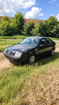 Bora 1.9 tdi 66 kW - 2