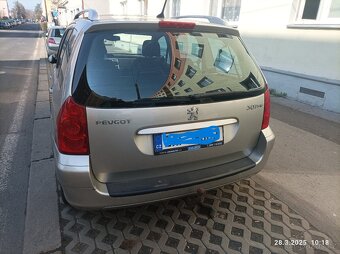 Peugeot 307 kombi, šedá metal.,tažné, 08/2007, 188 tis. km - 2