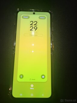 Zánovní Galaxy Z Flip 4 8/128GB Fialový - 2