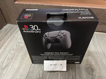 PlayStation 5 DualSense - 30th Anniversary Limited Edition - 2