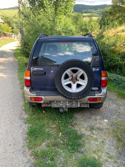 Suzuki Grand Vitara 2.5 V6 106kw - 2