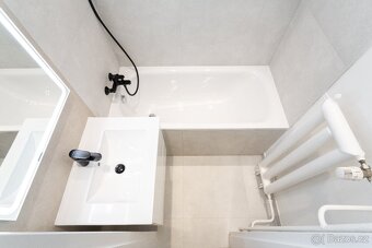 2+1  44 m2, Pod Rapidem, Praha 10 - Vinohrady - 2
