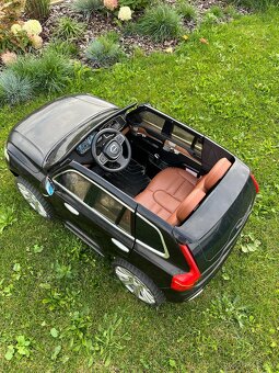 Dětské elektricke auticko Volvo - 2
