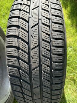 Zimní pneu Toyo Snowprox S954 SUV 225/65 R17 106H - 2