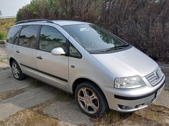 VW SHARAN,rv.6/2010,1.9TDi-96kW,221tis.km,nová STK - 2