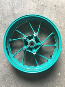 Yamaha MT-zadní kolo - 2