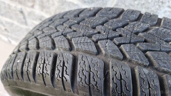 Škoda Fabia/Vw Polo 5x100/Krasne zimní pneu Dunlop/185/65/15 - 2