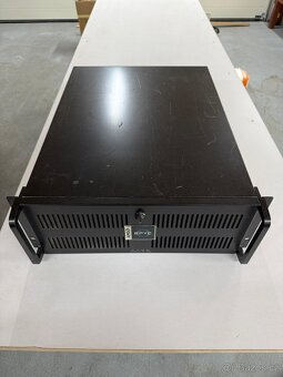 Výkonný Server – AMD EPYC 7313P, 128 GB ECC RAM, 5× 10TB - 2