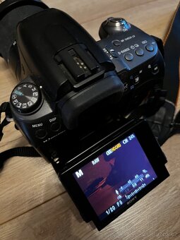 Zrcadlovka SONY Alpha A550 a kit objektiv 18-70 - 2