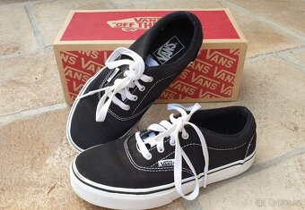 Tenisky Vans vel. 32,5 top stav - 2