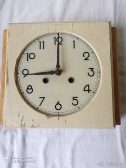 Retro hodiny na součástky - 2