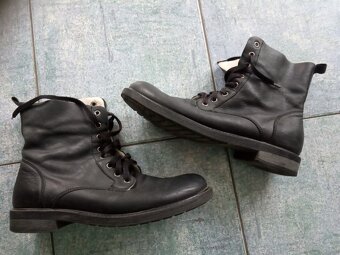 Dámská a pánská obuv NOVÁ-vel. 40 - 2