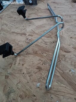 Věšák do auta ramínko - 2