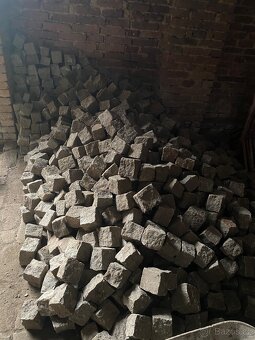 Dlažební kostky - 2