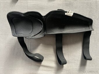 Dainese chrániče kolen - 2