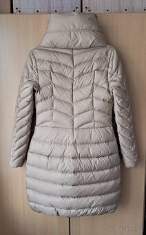 Dámský zimní kabát Guess S - 2