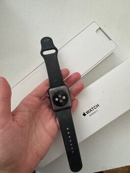 Hodinky Apple Watch - 2