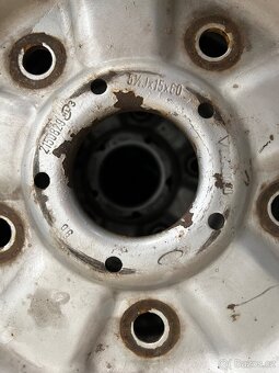 Kola Ford Transit 300S - 2