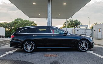 Mercedes Benz E350d 4x4 AMG - 2