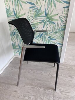Židle - Vitra Meda Slim PC 11 200,- - 2