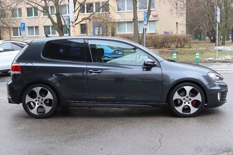 VW GOLF GTI 2.0TSI 147kW - 2