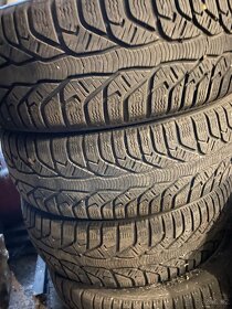 Zimní pneu 185/60 R15 - 2