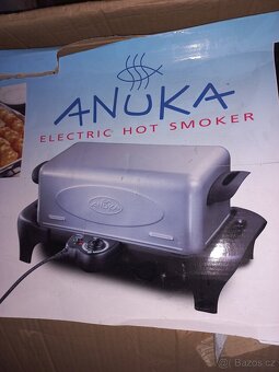 Elektrická udírna Anuka - poškozená krabice - 2