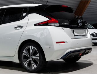 Nissan Leaf Tekna 40 kWh 360 Kamera LED Navi  62353km, DPH - 2