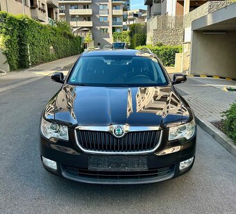 Škoda Superb II 2.0 TDi kombi - 2