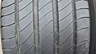 Letní pneu 215/55/17 Michelin - 2