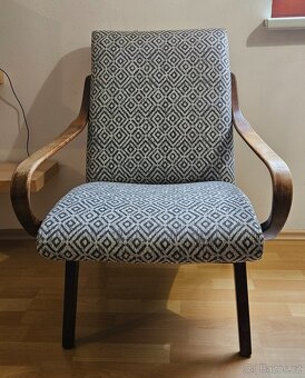 Retro křeslo po renovaci - 2