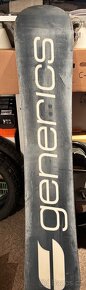 Snowboard Generics+vázání 172 cm - 2