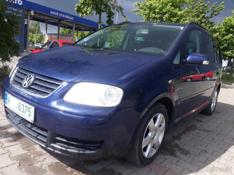 Volkswagen Touran 7 místný,2.0.16V - 2