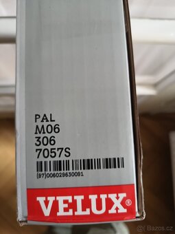 Žaluzie Velux - stříbrná, původní balení - 2