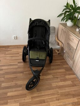 Prodám kočárek Thule Urban Glide 2 – skvělý stav - 2
