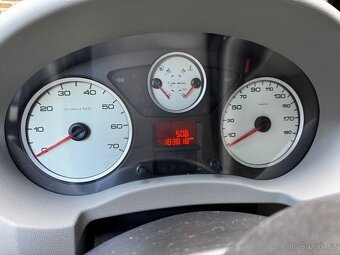 Peugeot Expert Tepee 2.0 HDi – 8 míst, klima, manual - 2