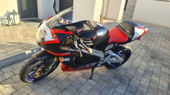 Aprilia RSV 1000 Mille - 2