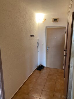 Pronájem garsonky (0+1), Ostrava - 4220,- Kč - 2