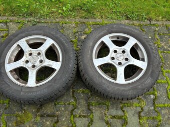 Zimní pneu 215/65 R16 + kola - 2