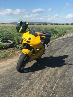 Yamaha Yzf R6 - 2