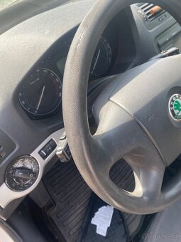 Škoda Octavia 2 volant - 2