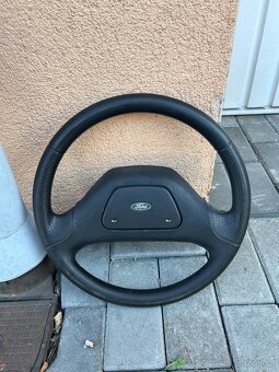Volant Ford escort - 2