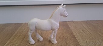 schleich shir - 2