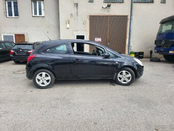 Opel Corsa 1.2i,59kw, model 2009,nová STK - 2