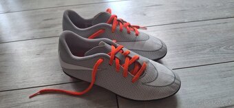 Kopačky NIKE Bravata II FG - 2