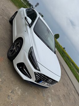 Hyundai i30 fastbeck 1.5.mildhybrid 2021 - 2